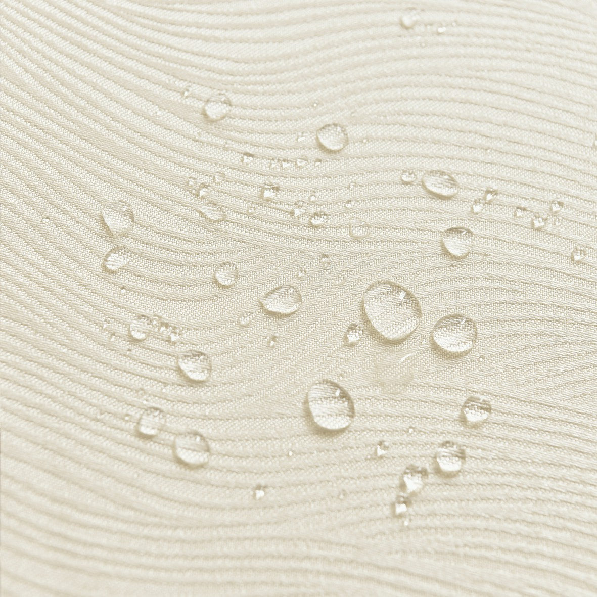 Rippling Wave Jacquard Tablecloth – Ivory (Round)
