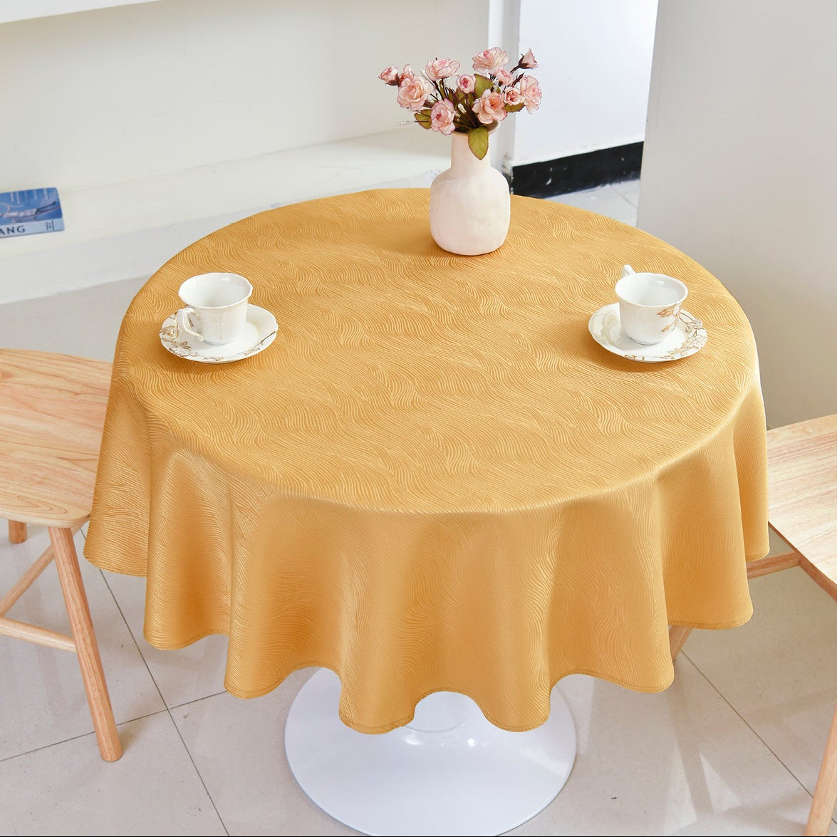 Ripple Texture Polyester Tablecloth-Round-Yellow