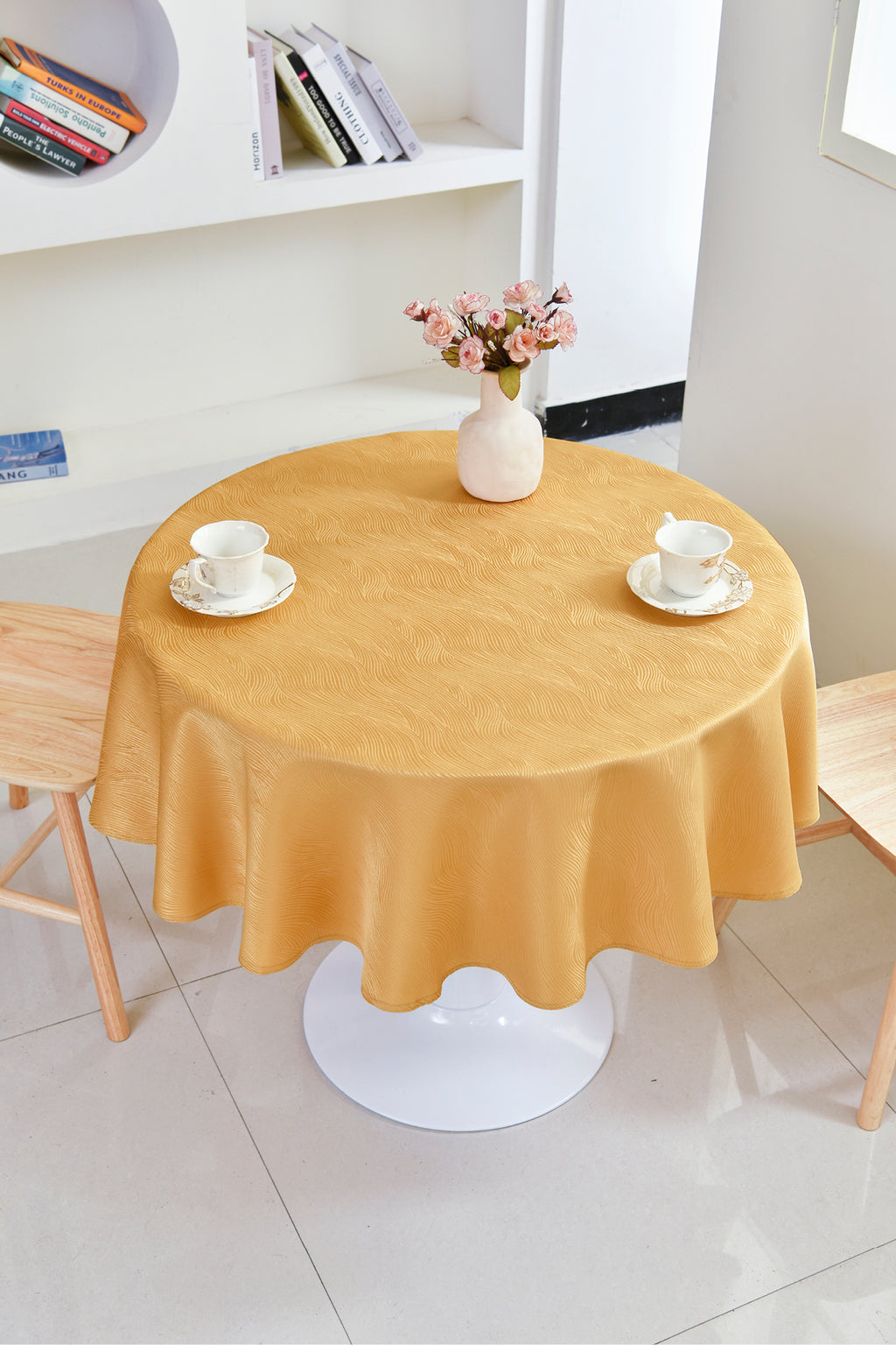 Fall Maple Leaf Tablecloth-Round