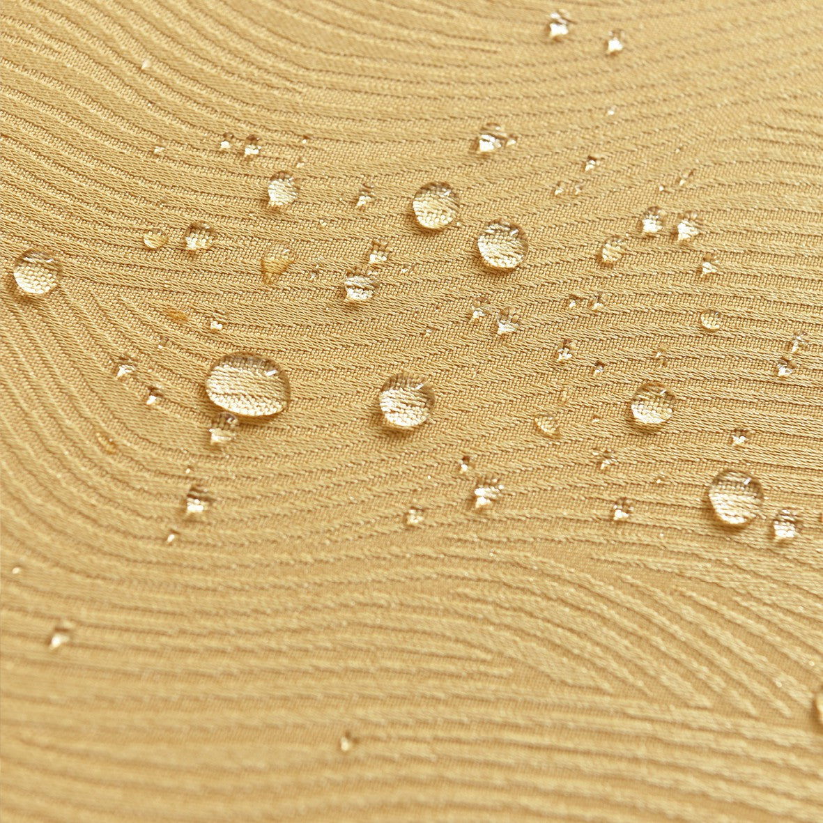 Rippling Wave Jacquard Tablecloth – Gold (Round)
