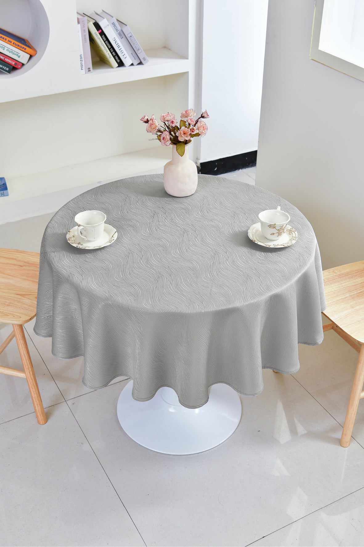 Fall Maple Leaf Tablecloth-Round