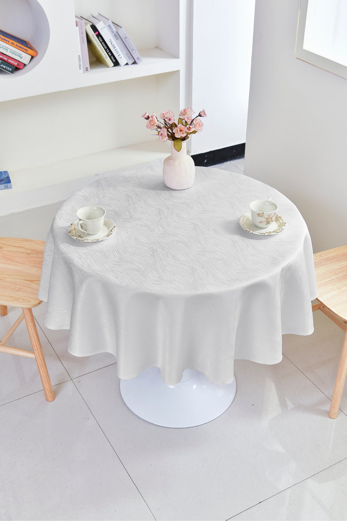 Fall Maple Leaf Tablecloth-Round