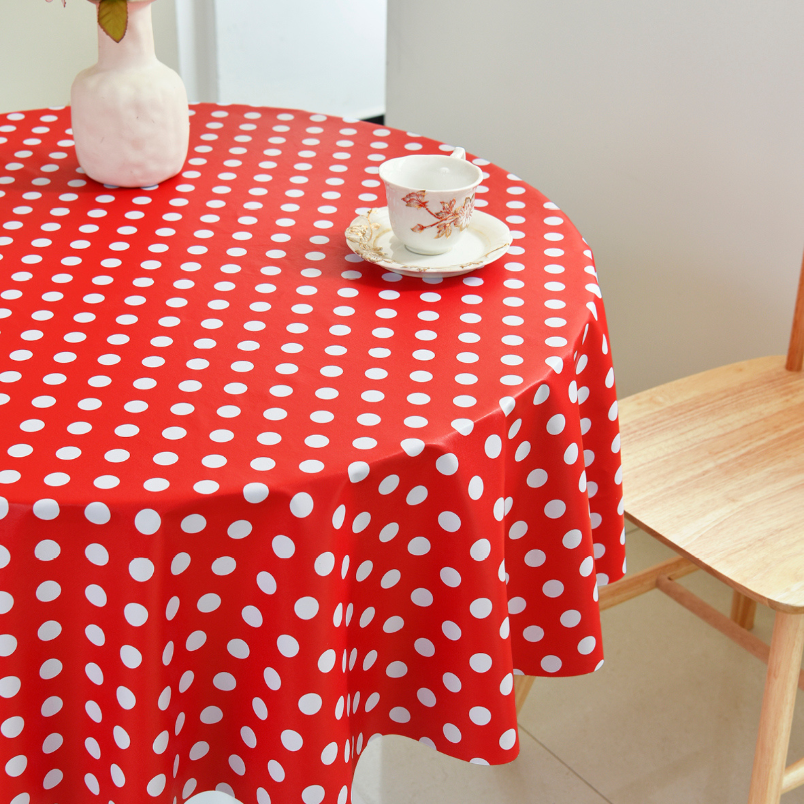 PVC Dot Tablecloth-Round