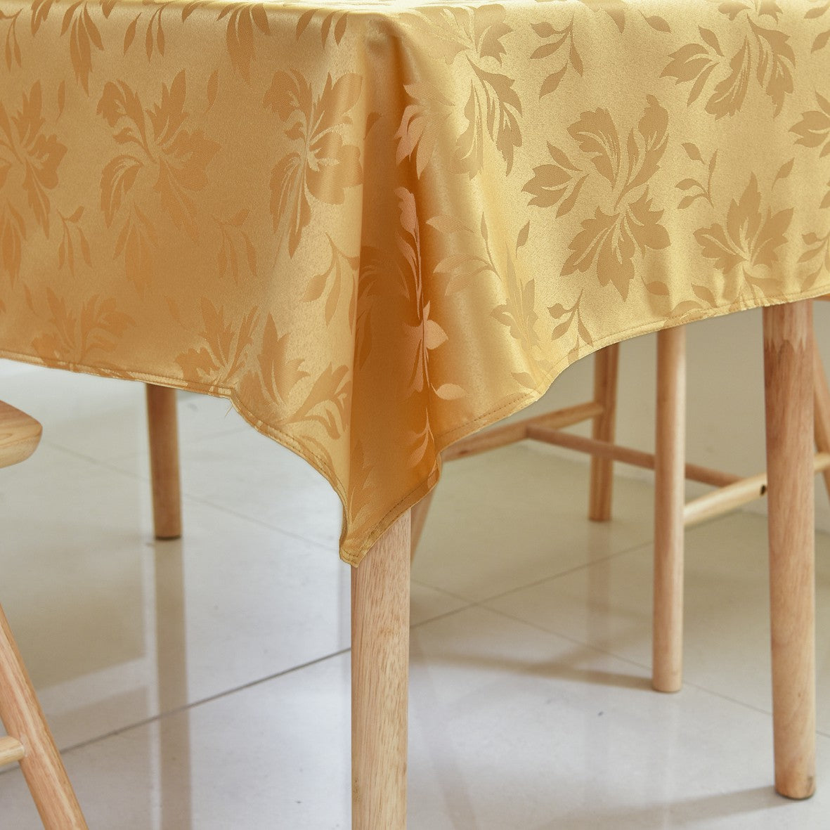 Classic Floral Jacquard Tablecloth – Mustard Yellow (Rectangle)