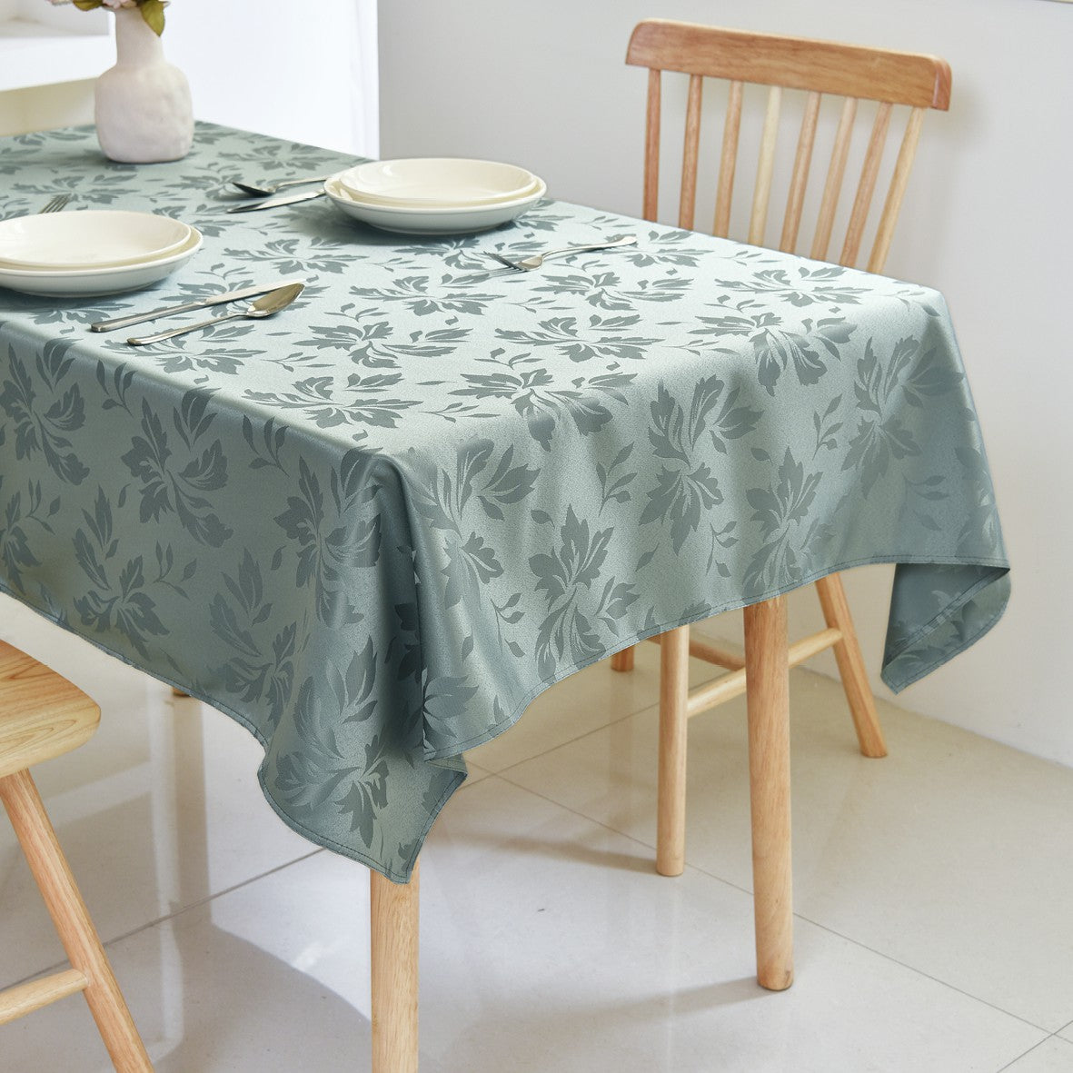 Classic Floral Jacquard Tablecloth – Sage Green (Rectangle)