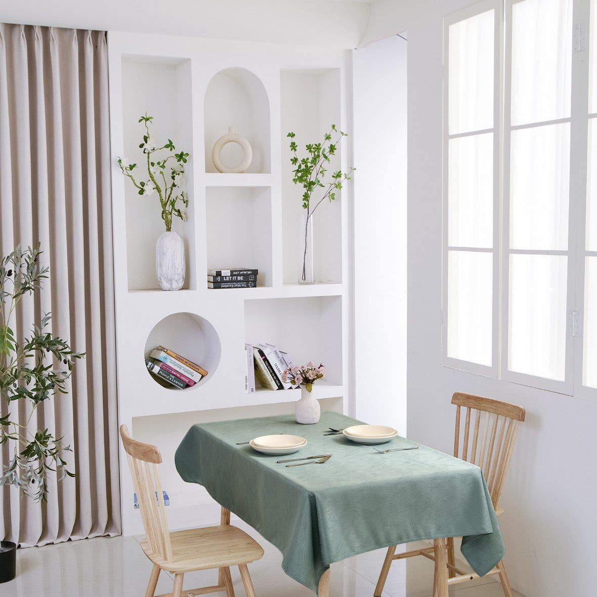 Rippling Wave Jacquard Tablecloth – Sage Green (Rectangle)