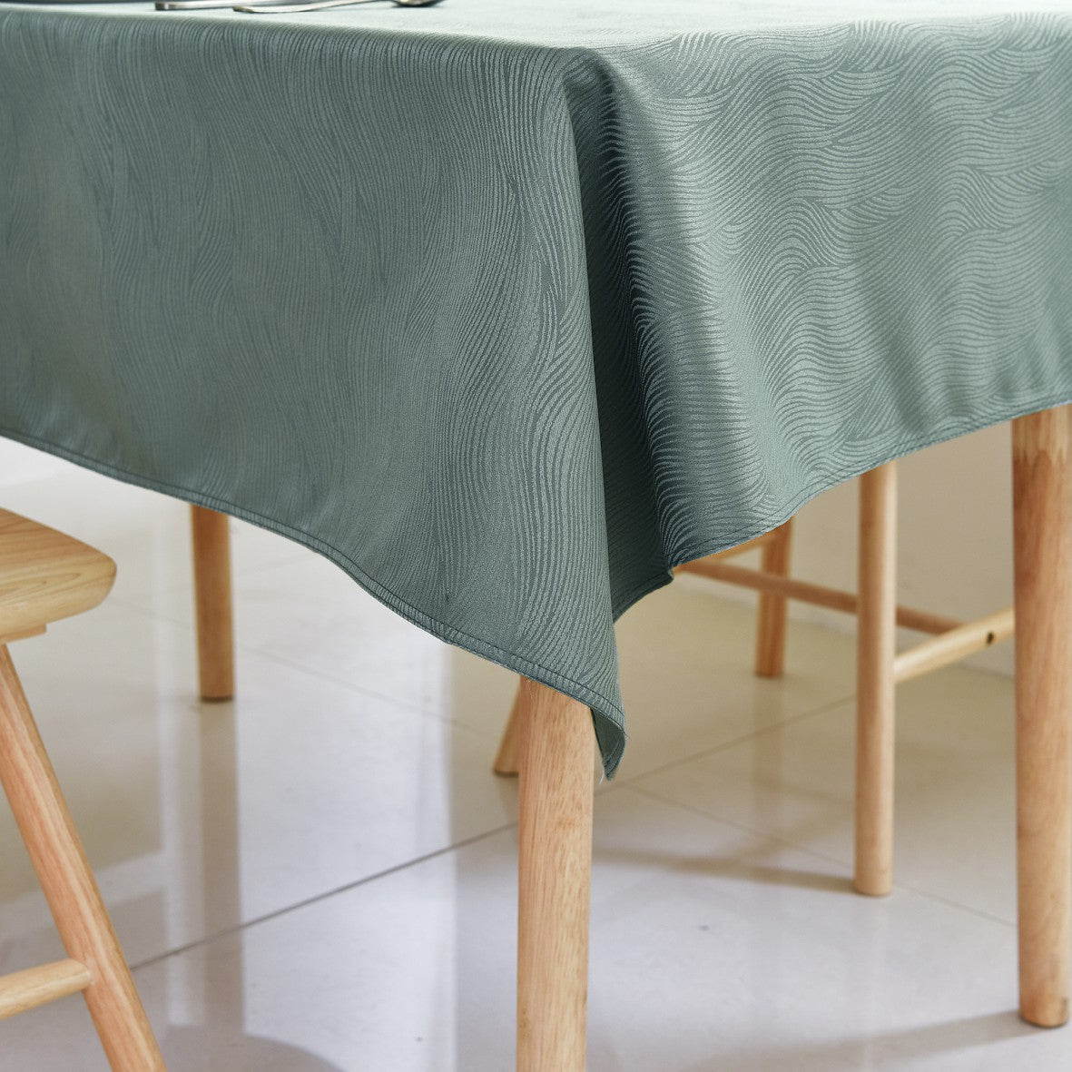 Rippling Wave Jacquard Tablecloth – Sage Green (Rectangle)
