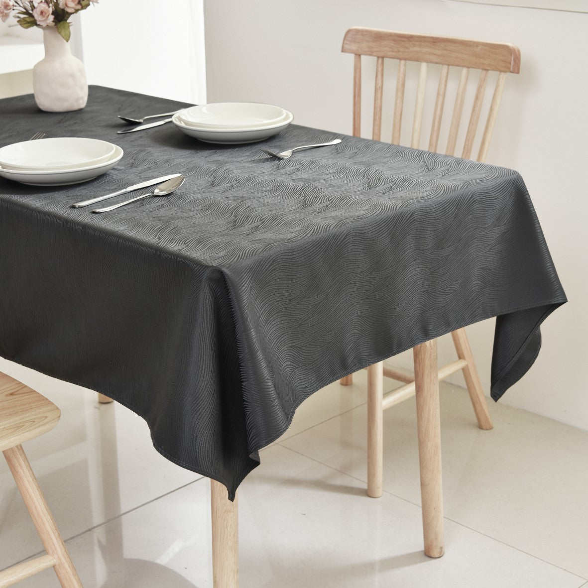 Rippling Wave Jacquard Tablecloth – Charcoal (Rectangle)