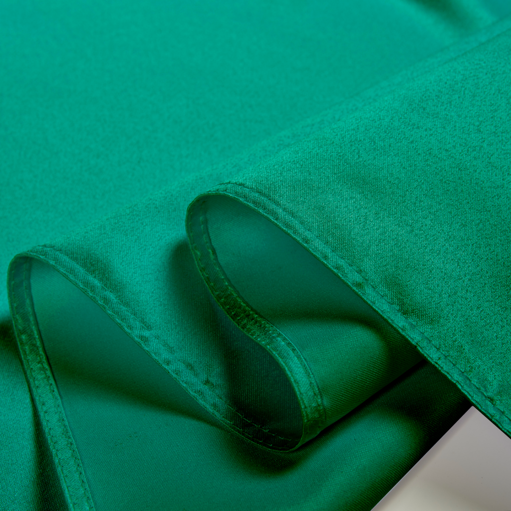 Premium Solid Polyester Tablecloth-Rectangle-Emerald Green