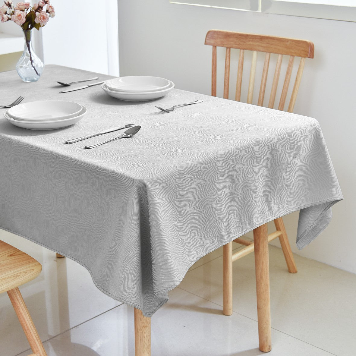 Rippling Wave Jacquard Tablecloth – Silver (Rectangle)