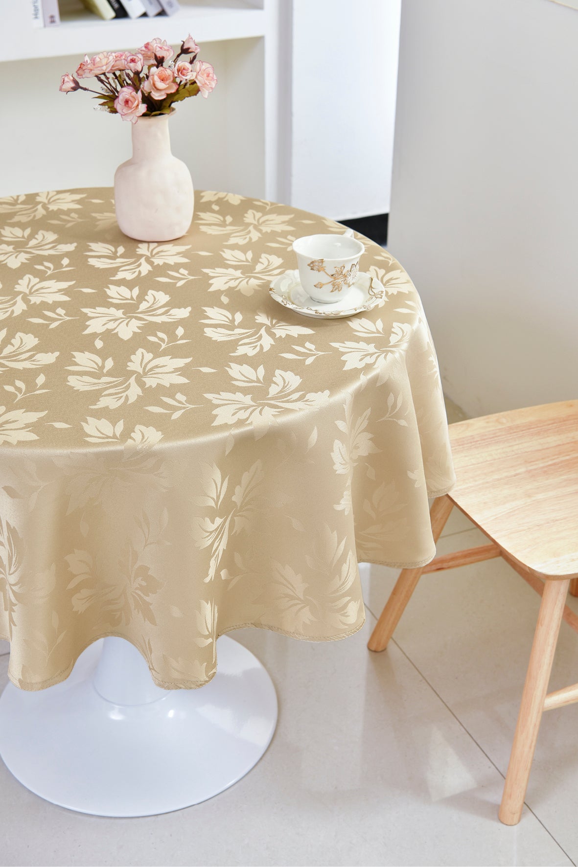 Fall Maple Leaf Tablecloth-Round