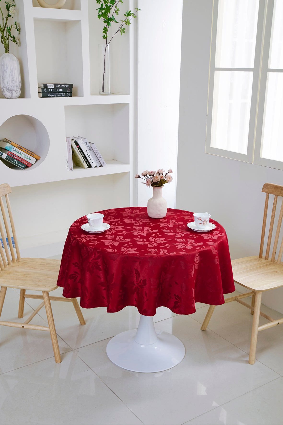 Fall Maple Leaf Tablecloth-Round