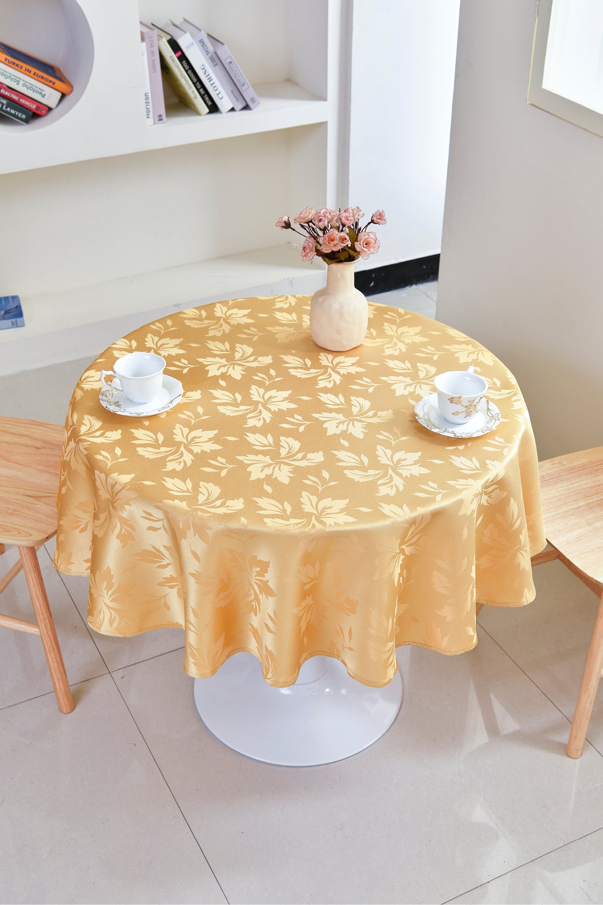 Fall Maple Leaf Tablecloth-Round