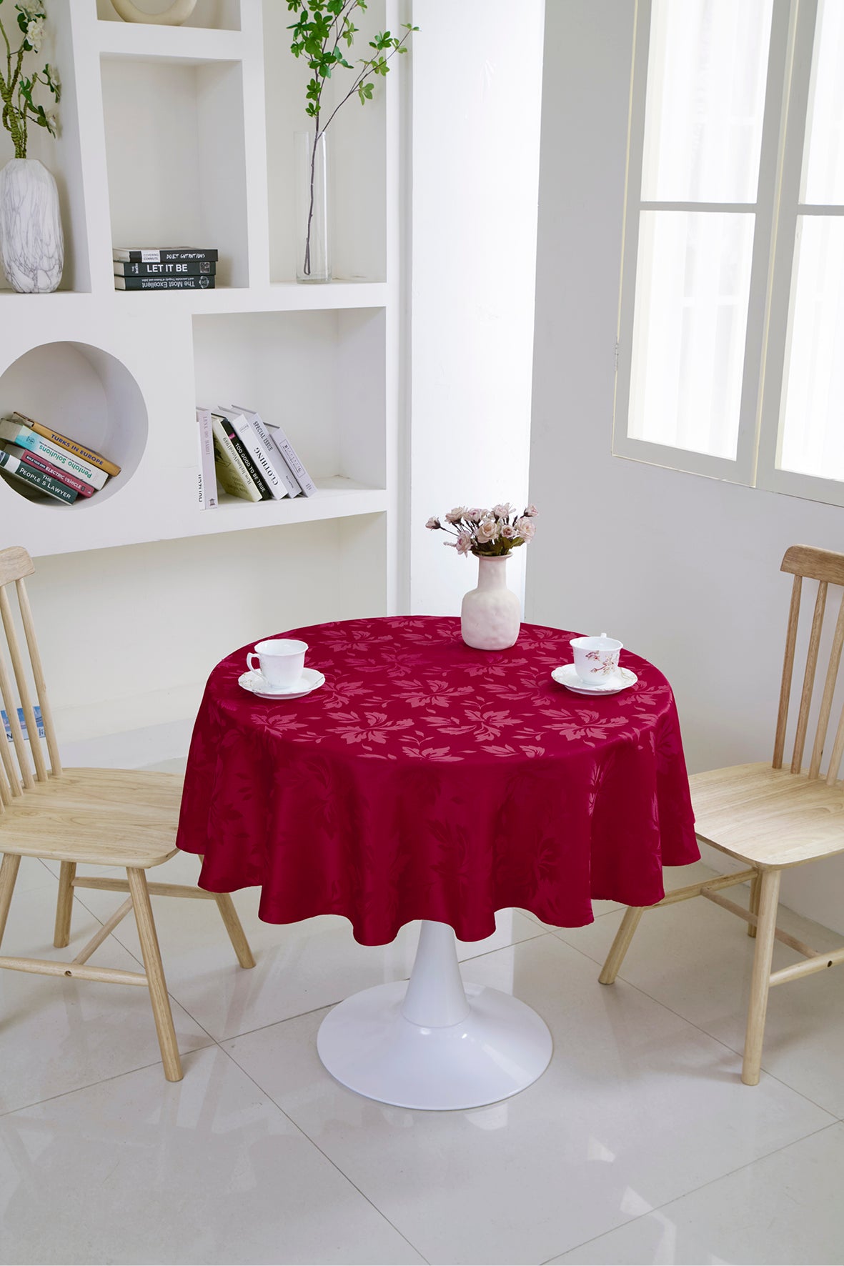 Fall Maple Leaf Tablecloth-Round