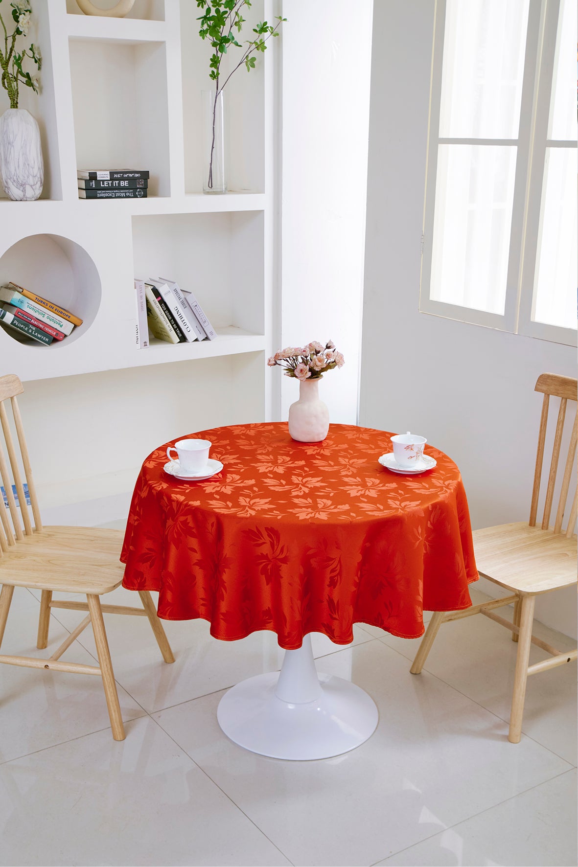 Fall Maple Leaf Tablecloth-Round