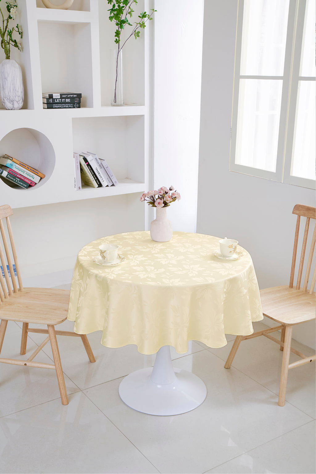Fall Maple Leaf Tablecloth-Round
