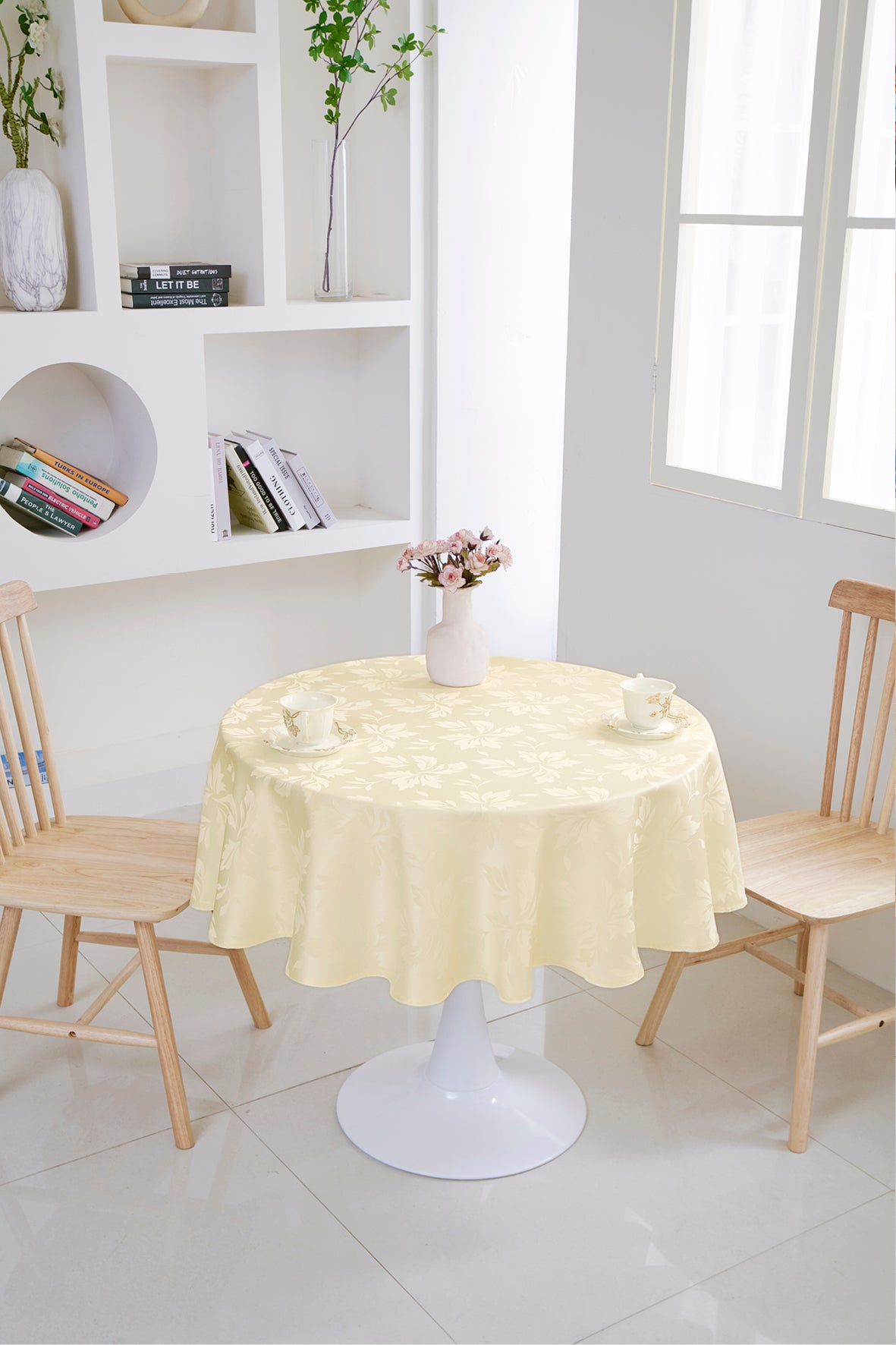 Fall Maple Leaf Tablecloth-Round