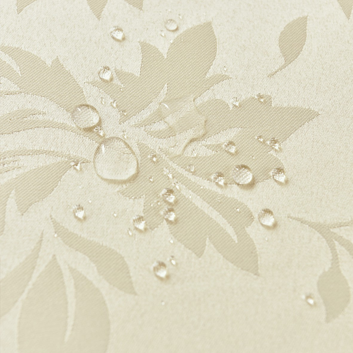 Classic Floral Jacquard Tablecloth – Ivory (Round)