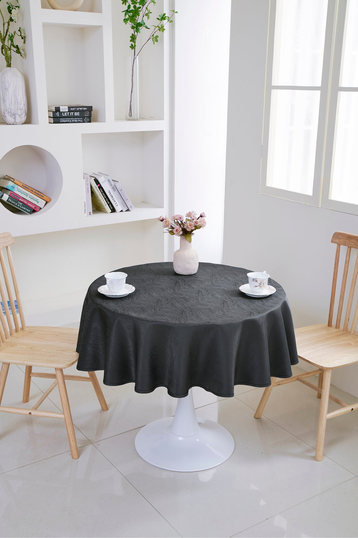 Fall Maple Leaf Tablecloth-Round