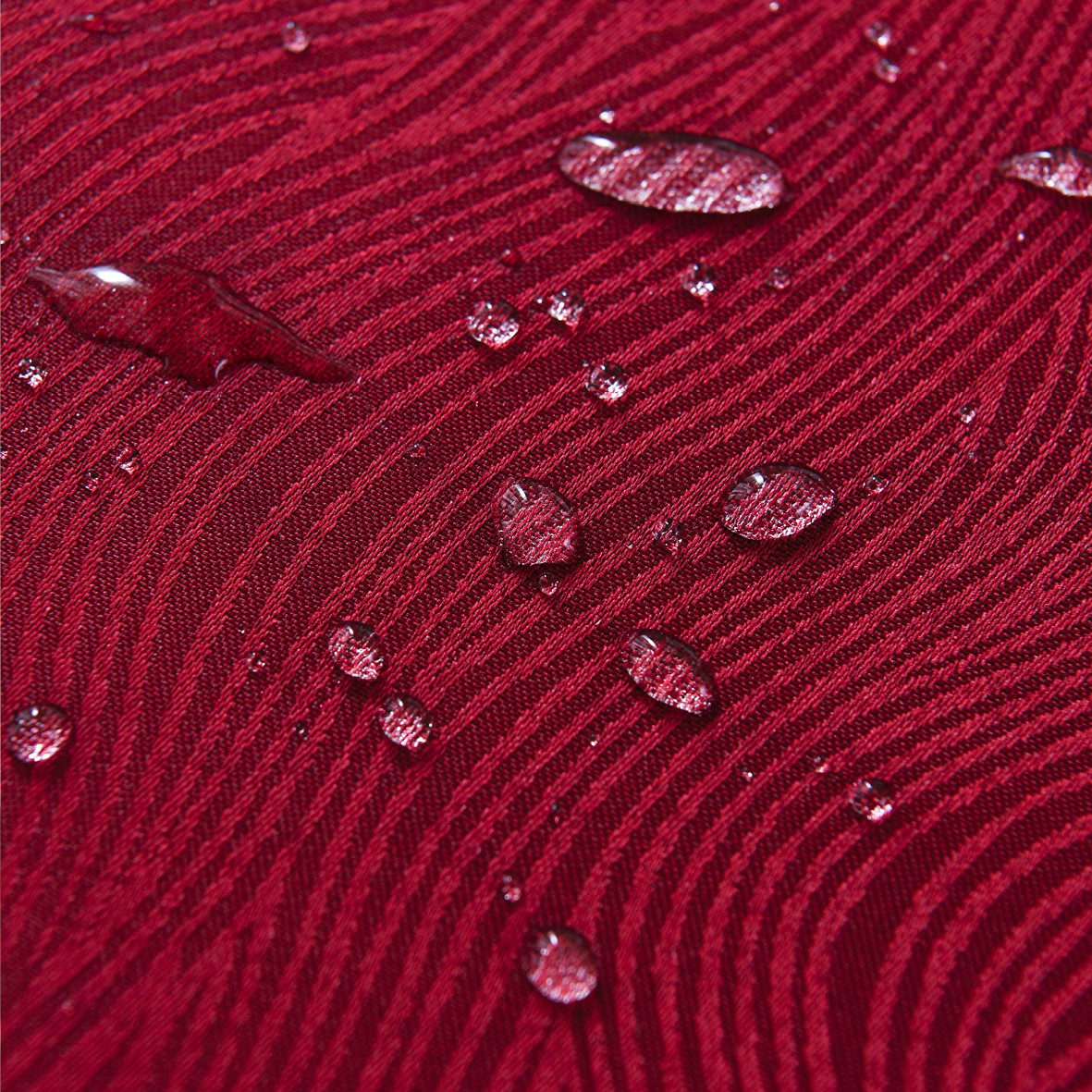 Rippling Wave Jacquard Tablecloth – Burgundy (Round)