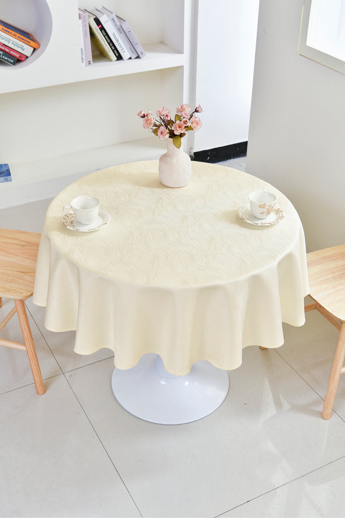 Fall Maple Leaf Tablecloth-Round