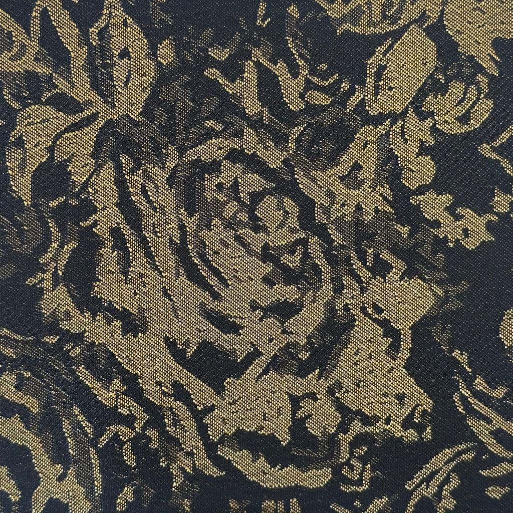 Rose Vintage – Tissu Jacquard Floral Intemporel