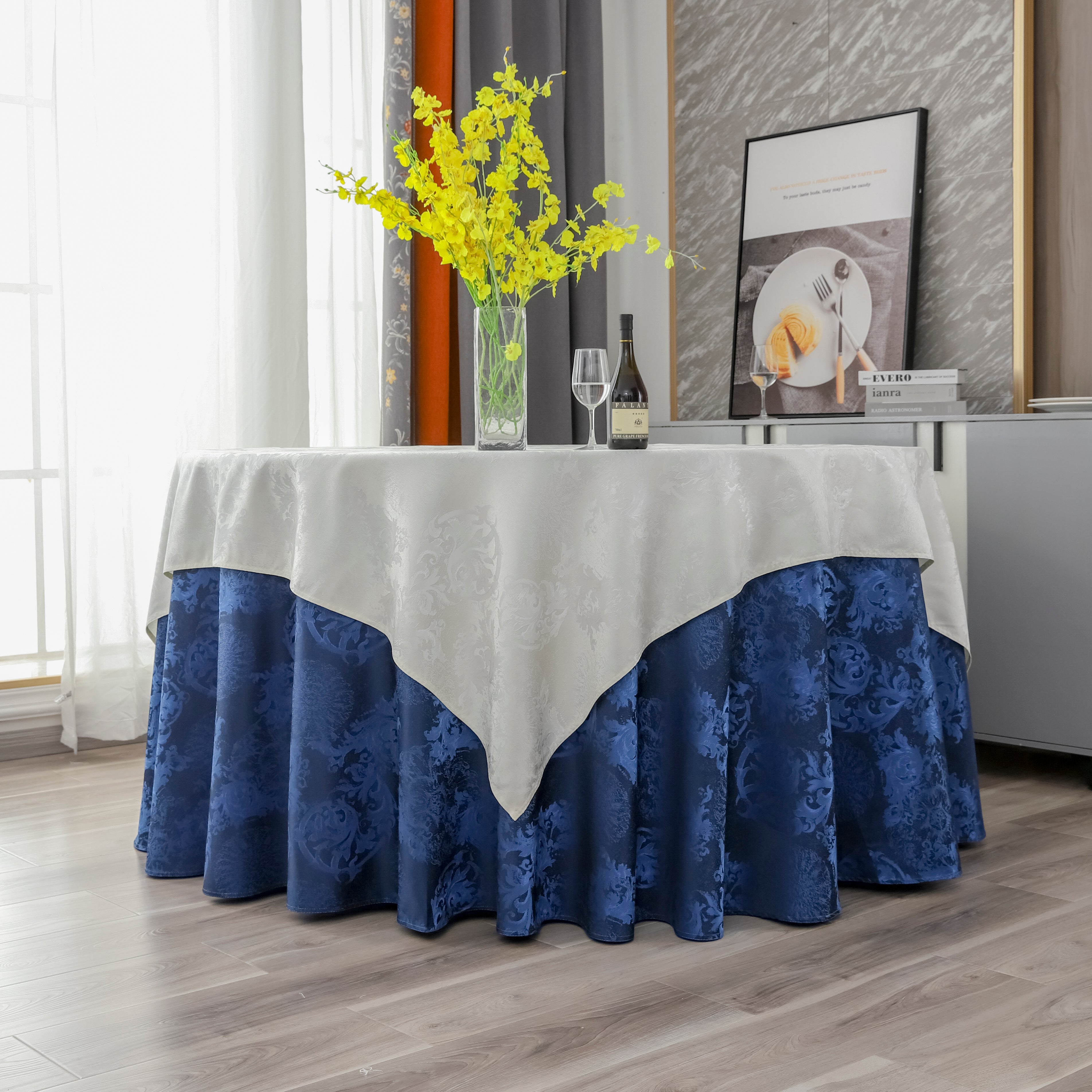Classic Jacquard 702