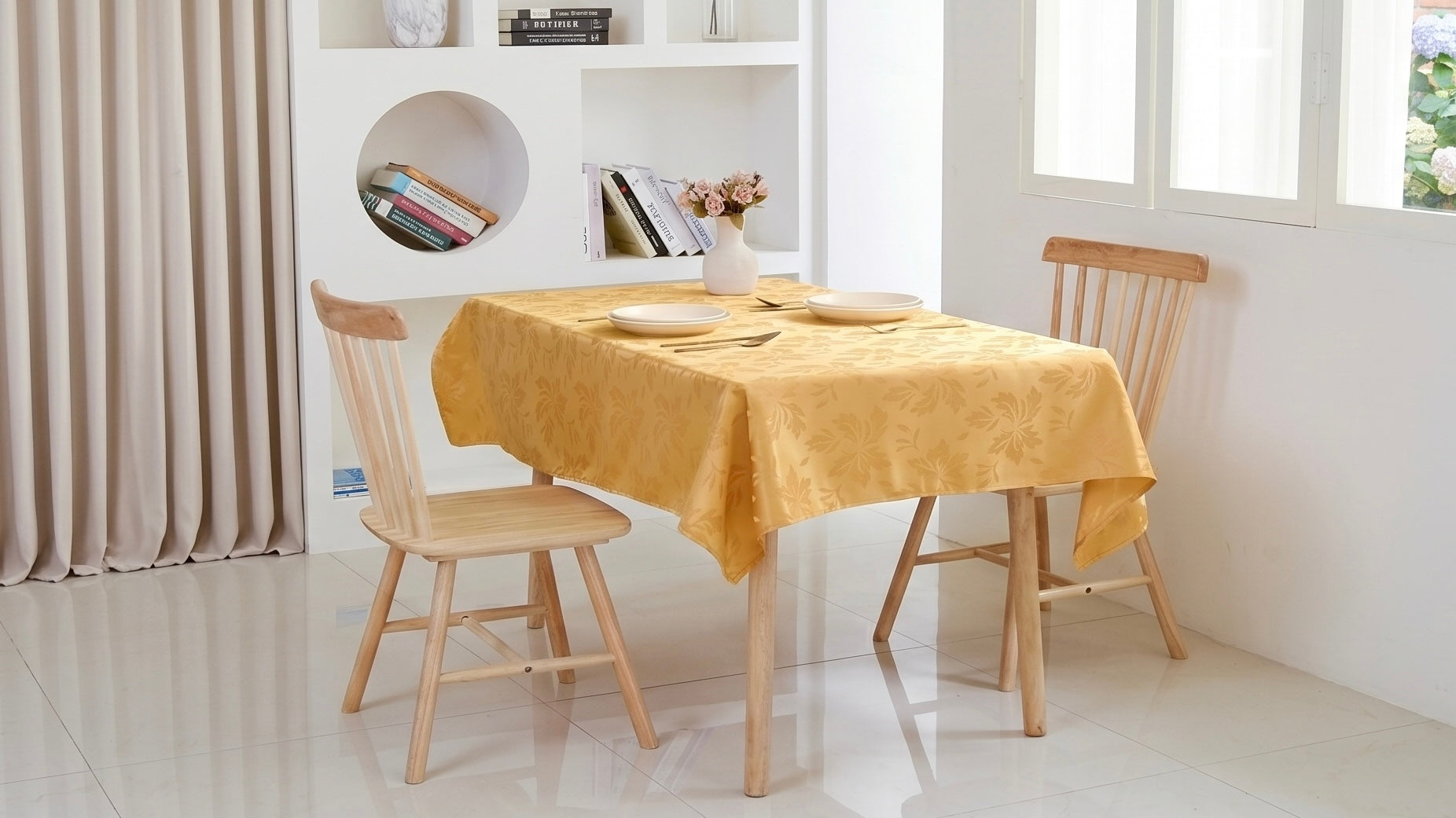 Classic Dining Jacquard Table Cover